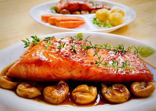 Cá hồi sốt quất hồng bì
