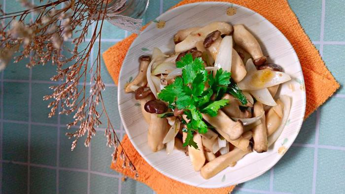 Loại rau mà chứa gần 20 loại axit amin, ức chế sự phát triển của khối u, phòng chống ung thư, chế biến cực nhiều món ngon - 3