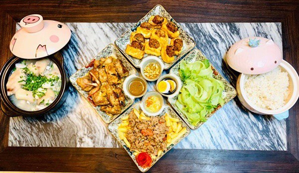 Mâm cơm đậm chất Việt giữa lòng Mỹ của gia đình nữ diễn viên nổi tiếng