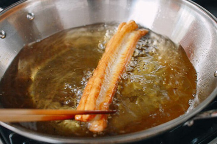 Ăn phở có nên thêm quẩy? Câu chuyện đằng sau thói quen ăn phở kèm quẩy - 5