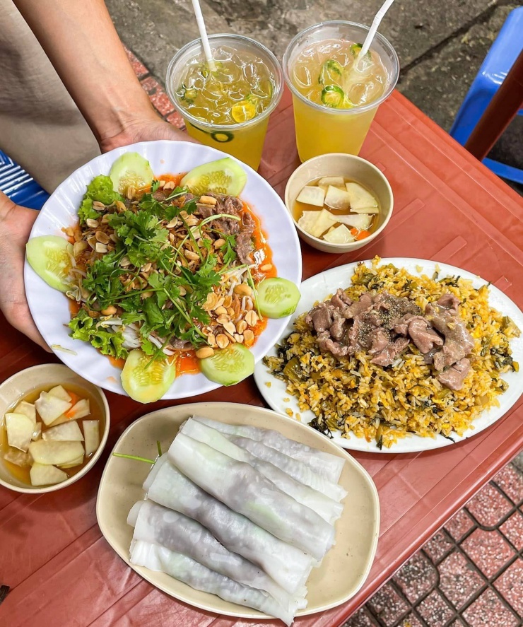 Phở Cuốn Chinh Thắng