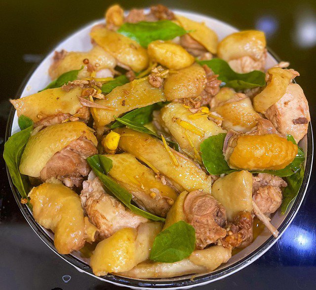 Gợi ý 5 món ăn ngon cho ngày mưa bão ấm áp và dễ làm - 2