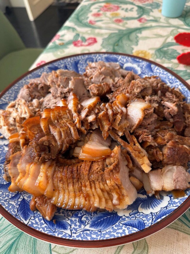 Nàng dâu triệu đô Tăng Thanh Hà khoe tài nấu món cao lầu đặc sản - 3