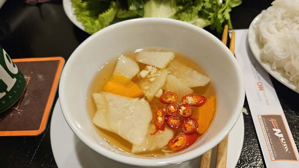 Món đặc sản Hà Nội khiến du khách Hàn Quốc luôn thèm nhớ - 4