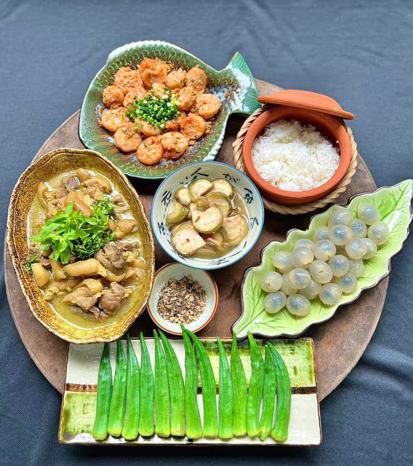 Giả cầy - Tôm rim - Đậu bắp luộc