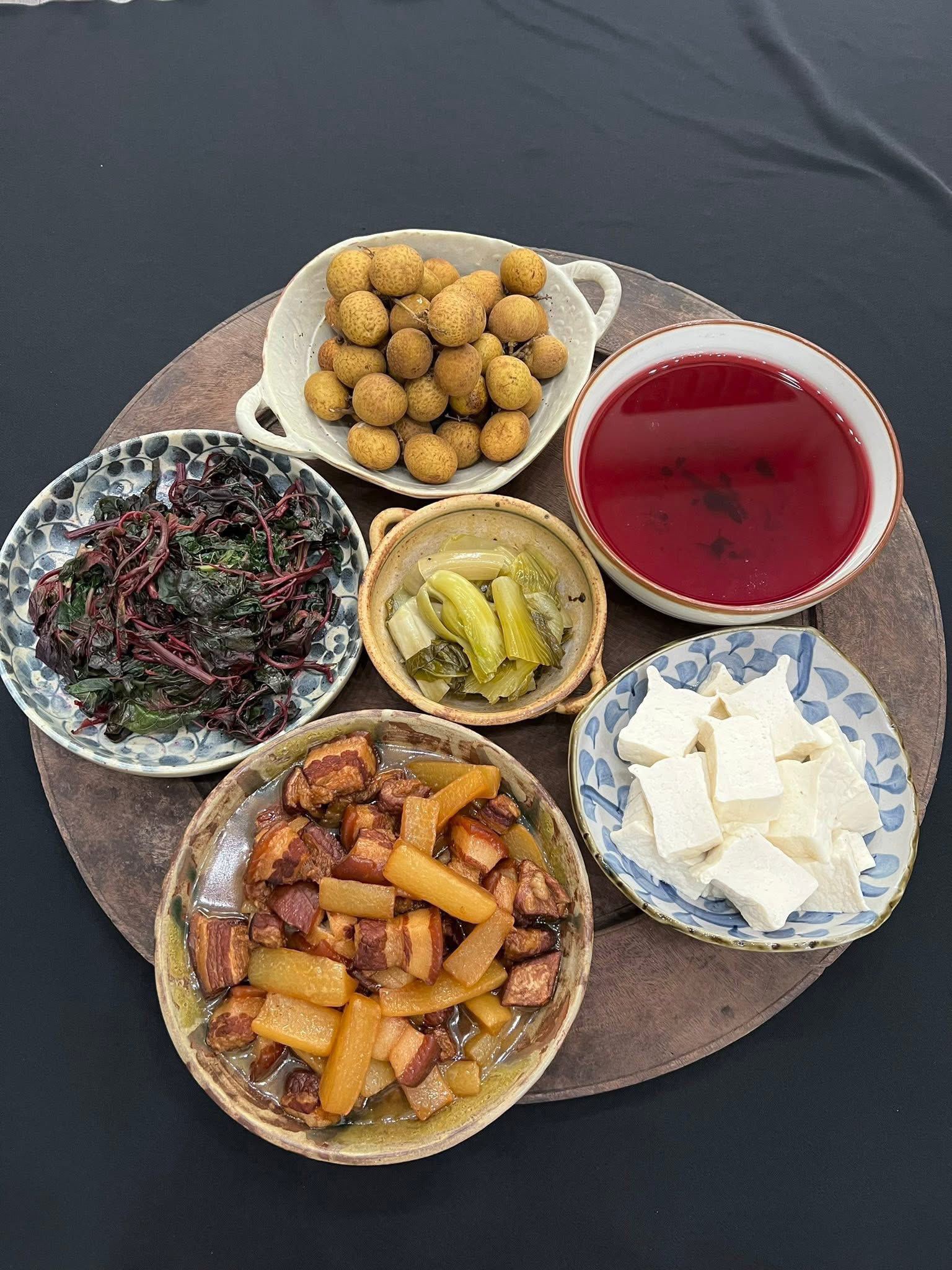 Thịt kho củ cải - Đậu luộc - Rau dền