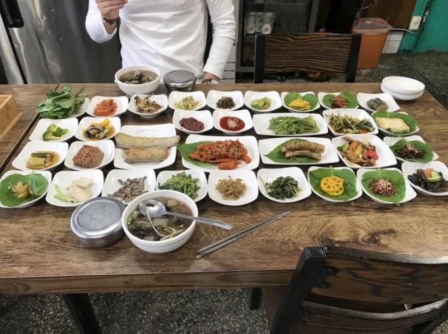 Mâm cơm truyền thống Hàn Quốc khiến người lười rửa bát “chạy mất dép” - 3